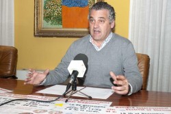 “Esta muestra de generosidad demuestra la integración real de los colectivos de residentes extranjeros en el municipio”, ha valorado el alcalde Javier Carnero.