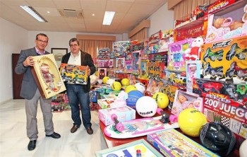 Villazón: “Emabesa demuestra con este gesto su profundo compromiso y dedicación a la sociedad benalmadense”