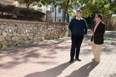 “Con la colaboración de Parques y Jardines, también vamos a habilitar un parque biosaludable en este entorno”, ha anunciado el concejal de Servicios Operativos, Juan José Jiménez