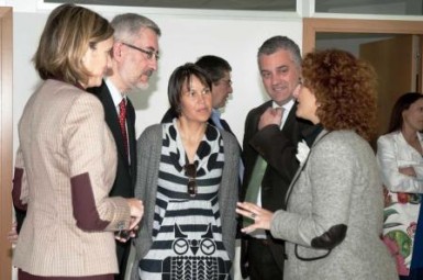 El alcalde, Javier Carnero, ha acompañado al consejero durante la visita a este centro empresarial que ha supuesto una inversión de 1,5 millones de euros.