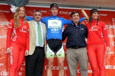 El corredor del equipo Andalucía se hizo con la etapa tras protagonizar una larga escapada. 