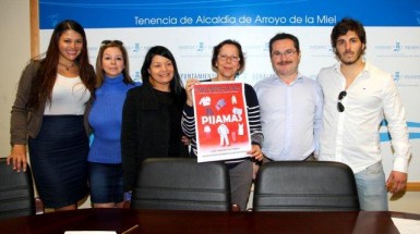 Mañana martes 27 de marzo la escuela municipal de teatro ofrecerá un montaje teatral en clave de comedia titulado “Pijamas”.