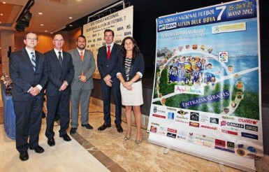 La competición  cuenta con el apoyo del Ayuntamiento de Benalmádena,  la Liga de Fútbol Profesional y el patrocinio de BBVA.  