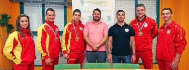 •	“Tenemos que estar muy satisfechos por el buen resultado obtenido por los representantes del Club de Taekwondo, que se ha convertido en un referente internacional al que muchos clubes del mundo miran no solo por sus éxitos, sino por la excelente organización y el gran número de socios que tiene”, ha destacado el concejal de Deportes, Juan Olea.