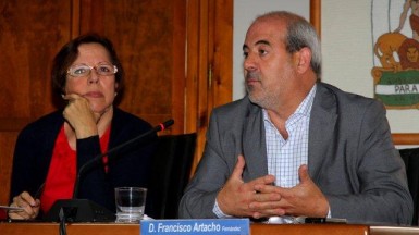 “El decreto de cesión a una empresa privada, firmado por el ex alcalde Enrique Bolín, ni siquiera consta en los archivos municipales ni cuenta con un informe técnico que lo avale”, ha explicado el consejero-delegado de la empresa municipal Innoben, Francisco Artacho.
