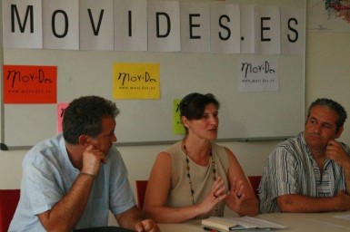 La organización está integrada por unas veinte personas de distintas áreas de conocimiento, desde ingenieros y albañiles a profesionales de la hostelería, arquitectura, formación y comunicación que están desarrollando juntos ideas propias de negocio para escapar del desempleo.