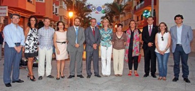 Los benalmadenses quemaron los malos augurios en la noche mágica de San Juan. 