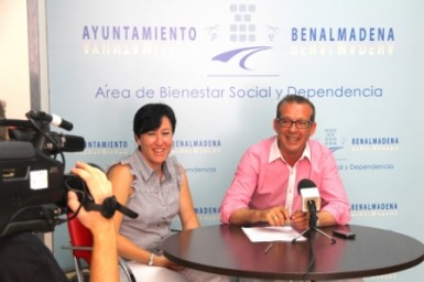 Un equipo formado por dos psicólogas, una psicopedagoga, una logopeda y una profesora nativa de habla inglesa impartirá el curso estival.