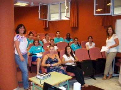 El taller organizado por la Delegación de Igualdad y dirigido a los alumnos del curso de Actividades de Venta de Benemplea contó con la colaboración de la Concejalía de Empleo.