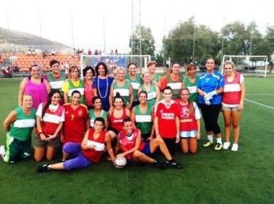 La edil agradeció la participación de las jugadoras en este emblemático torneo de fútbol. 