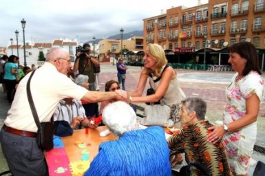 La celebración continuará esta tarde con un acto de reconocimiento de la labor de los voluntarios de AFAB en la Casa de la Cultura.