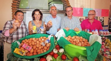Entrega solidaria a beneficio de las familias más necesitadas del municipio. 