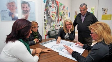 La regidora ha destacado el compromiso del Gobierno municipal con las personas que sufren algún tipo de enfermedad mental y con sus familiares.
