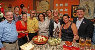 La alcaldesa de Benalmádena, Paloma García Gálvez, ha inaugurado el evento gastronómico en el Restaurante El Sinfo, ganador de la última edición.