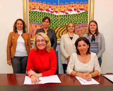 La alcaldesa, Paloma García Gálvez, ha presentado hoy el evento, que tiene como objetivo dar a conocer y sensibilizar a la población ante las nuevas formas de esta lacra a través de las redes sociales. 