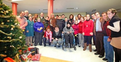 La edil ha felicitado las fiestas a todos los asistentes y les ha expresado sus mejores deseos para el nuevo año 2013.