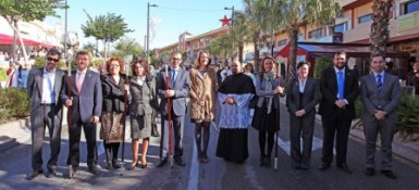 El homenaje a la titular de la Iglesia fue organizado, por segundo año consecutivo, por los miembros de la Peña Rociera de Arroyo de la Miel.