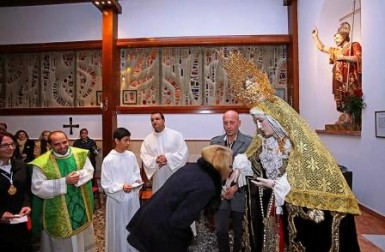 La talla más antigua del municipio regresa tras haber sido restaurada por el benalmadense Francisco Naranjo Beltrán, licenciado en Bellas Artes por la Universidad de Granada.