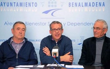 El concejal del ramo, Francisco Salido, ha destacado la implicación de los comercios locales, de los voluntarios y de los miembros del Centro de Día ‘Anica Torres’, de Arroyo de la Miel.