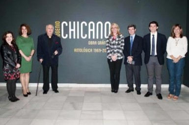 La regidora destacó que “esta muestra es una oportunidad única para conocer de cerca la imponente producción gráfica de más de tres décadas de trabajo de este excepcional artista malagueño”.