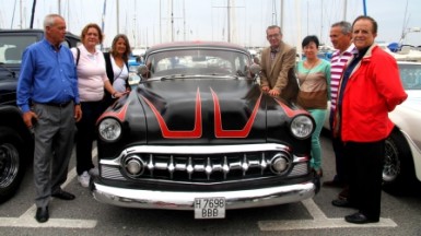 La alcaldesa y el concejal de Puerto asistieron al evento, pionero en el municipio y enmarcado en el programa de la II Feria Náutica de Benalmádena.