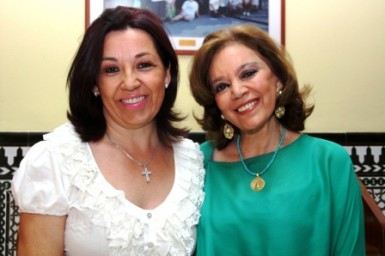 Elsa Baeza citó el pasado sábado en el centro de Arroyo de la Miel a multitud de vecinos y visitantes.