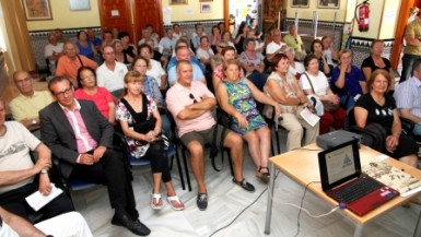 El concejal de Bienestar Social ha acompañado a los mayores durante la actividad, que ha tenido una gran acogida.