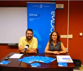 La iniciativa, puesta en marcha el pasado mes de junio, ha impulsado cuatro acciones formativas: formador de teleformadores, manipulador de alimentos, gestión de nóminas y seguridad social, e inglés.