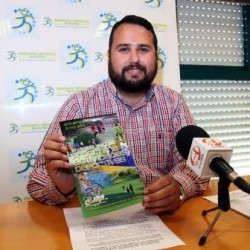 El PDM configura un amplio abanico de posibilidades, en el que destacan 5 ligas locales, con más de 1.600 participantes; los juegos deportivos municipales, con más de 2.400 jóvenes y las escuelas deportivas, con unas previsiones de más de 76.000 inscripciones.