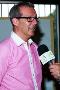 El concejal de Bienestar Social, Francisco Salido, ha hecho un llamamiento para buscar la colaboración de profesionales de magisterio, pedagogía, idiomas, matemáticas, física o química. 