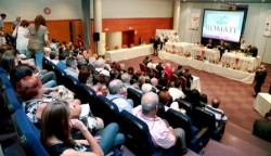 El concejal de Turismo, Adolfo Fernández, presidió ayer la inauguración del evento, que se celebra hasta hoy en el Hotel Torrequebrada. 