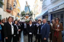 La Virgen de la Inmaculada Concepción recorrió las calles de Arroyo de la Miel el día de su onomástica por tercer año consecutivo