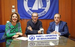el Puerto Deportivo de Benalmádena saluda las Navidades con una tarjeta de felicitación muy especial, realizada por un niño o niña benalmadense. Este año se ha dado cita la 6ª edición del concurso “Christma del Puerto“ y cada año son más los trabajos y los niños participantes, habiendo tenido un éxito espectacular de participación con más de 400 trabajos de los colegios de  primaria de la localidad