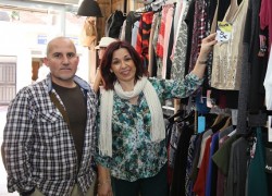 La concejala de Comercio, Ana Macías, ha animado a todos los benalmadenses y visitantes “a realizar sus compras en los establecimientos locales, donde se encontrarán con descuentos de hasta el 70 por ciento”.