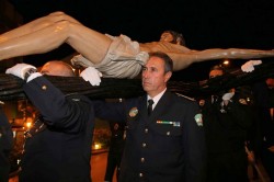 La alcaldesa de Benalmádena, Paloma García Gálvez, presidió el pasado sábado la solemna misa en honor al Cristo de la Redención y su posterior traslado hasta la Casa Hermandad. Una festividad religiosa, organizada por la Hermandad de Nuestro Padre Jesús a su Entrada en Jerusalén y María Santísima del Auxilio, Santísimo Cristo de la Redención y María Santísima de los Dolores. 