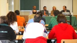 El pasado 21 de Febrero, se hizo entrega de los diplomas del curso de Soporte Vital Básico y DESA, Manejo y uso del desfibrilador externo semiautomático, que se celebró los días 4 y 11 de febrero, para el curso de formación profesional para el empleo de Vigilante Nocturno.