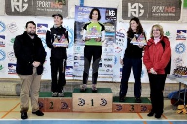  La alcaldesa de Benalmádena, Paloma García Gálvez, presidió ayer la entrega de premios de la ‘VI Carrera por Montaña Calamorro 2014’. Un evento deportivo organizado por el Club Alpino Benalmádena, con la colaboración del Patronato Deportivo Municipal, de la Federación Andaluza de Montañismo y de la Diputación Provincial de Málaga, entre otras instituciones, que se enmarca en el Circuito HG Extreme Trail Series.
