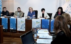 La alcaldesa de Benalmádena, Paloma García Gálvez, ha destacado hoy la necesidad de “aunar y coordinar esfuerzos con la finalidad de mejorar la empleabilidad en el municipio” durante la reunión del consejo rector del Pacto Local por el Empleo.