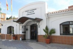 El Centro de Día para Mayores ‘Anica Torres’, en Arroyo de la Miel, acogerá mañana una charla sobre ‘Los beneficios de dejar de fumar’. El encuentro, organizado por las Concejalías de Sanidad y de Bienestar Social del Ayuntamiento de Benalmádena, con la colaboración del Servicio Andaluz de Salud, comenzará a las 10:00 horas