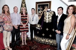 La alcaldesa de Benalmádena, Paloma García Gálvez, inauguró ayer la exposición de enseres del Nazareno, organizada por la Hermandad Sacramental de Nuestro Padre Jesús Nazareno, del Santísimo Sepulcro y Resucitado, María Santísima de los Dolores, de las Lágrimas y de la Cruz, con motivo del 75º aniversario de la llegada de la imagen al municipio.