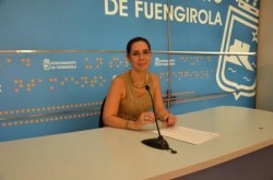 La concejala de Igualdad de Fuengirola, Mª Luz Puentes, ha dado a conocer públicamente los problemas que sufre su delegación a la hora de conseguir toda la financiación necesaria para desarrollar la labor a través del Centro Municipal de Información a la Mujer (CMIM). Esto se debe a que la Junta de Andalucía, que es la que tiene las competencias en esta materia