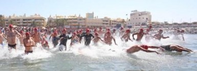 El pasado Viernes 11 de julio en horario de 10 a 13 h. aprox. se celebró la 15ª edición de la – Travesía a Nado Playa Malapesquera de Benalmádena -. El estupendo ambiente que se vivió hizo que una vez más esta prueba adquiera ese halo romántico de las pruebas deportivas de antaño.
