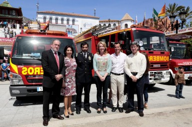 Las autoridades municipales posaron con responsables de este evento que cada año congrega a más visitantes de toda la provincia