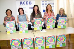 Ayuntamiento y Asociación de Comerciantes colaboran en esta iniciativa conjunta que aúna moda y artesanía