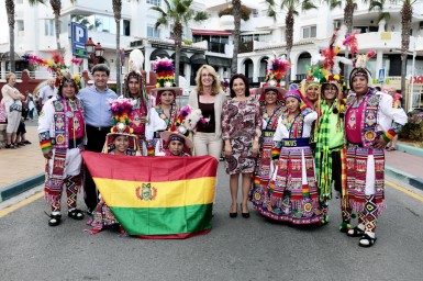 La asistencia a esta fiesta aunó moda, cultura, artesanía y otros atractivos para toda la familia en Arroyo de la Miel