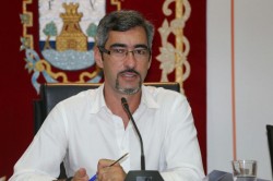 “En la moción instamos al Gobierno a que incluya en los Presupuestos Generales de 2016 las partidas necesarias para acometer la obra en su conjunto”, ha destacado el alcalde Víctor Navas