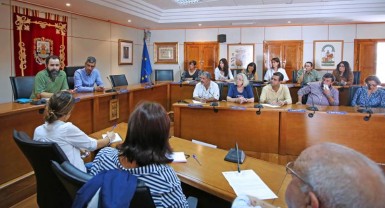 “Desde la CEAR han insistido en que el recurso más importante es la disponibilidad de viviendas para acoger a las familias”, ha destacado el alcalde, Víctor Navas