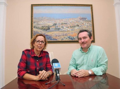“Mantenemos una fuerte apuesta por la educación online, con convenios con la UNED y el Aula Mentor”, ha recordado el director del Centro Municipal deformación Permanente, Francisco Moreno