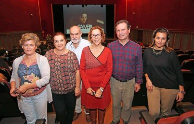 Los alumnos han asistido a la proyección de la película ‘Samba’ de Olivier Nakache y  Eric Toledano, que aborda el drama de los refugiados