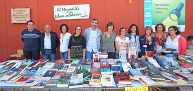 “Esta iniciativa supone un nuevo ejemplo de la solidaridad de los benalmadenses, que regalan sus libros a la biblioteca para este mercadillo”, ha recordado la concejala de Cultura, Elena Galán